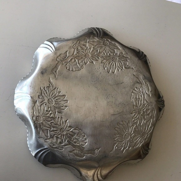 Farber Shelvin Inc Aluminum Tray Round Handwrought Flowers Pre-owned - Picture 12 of 12